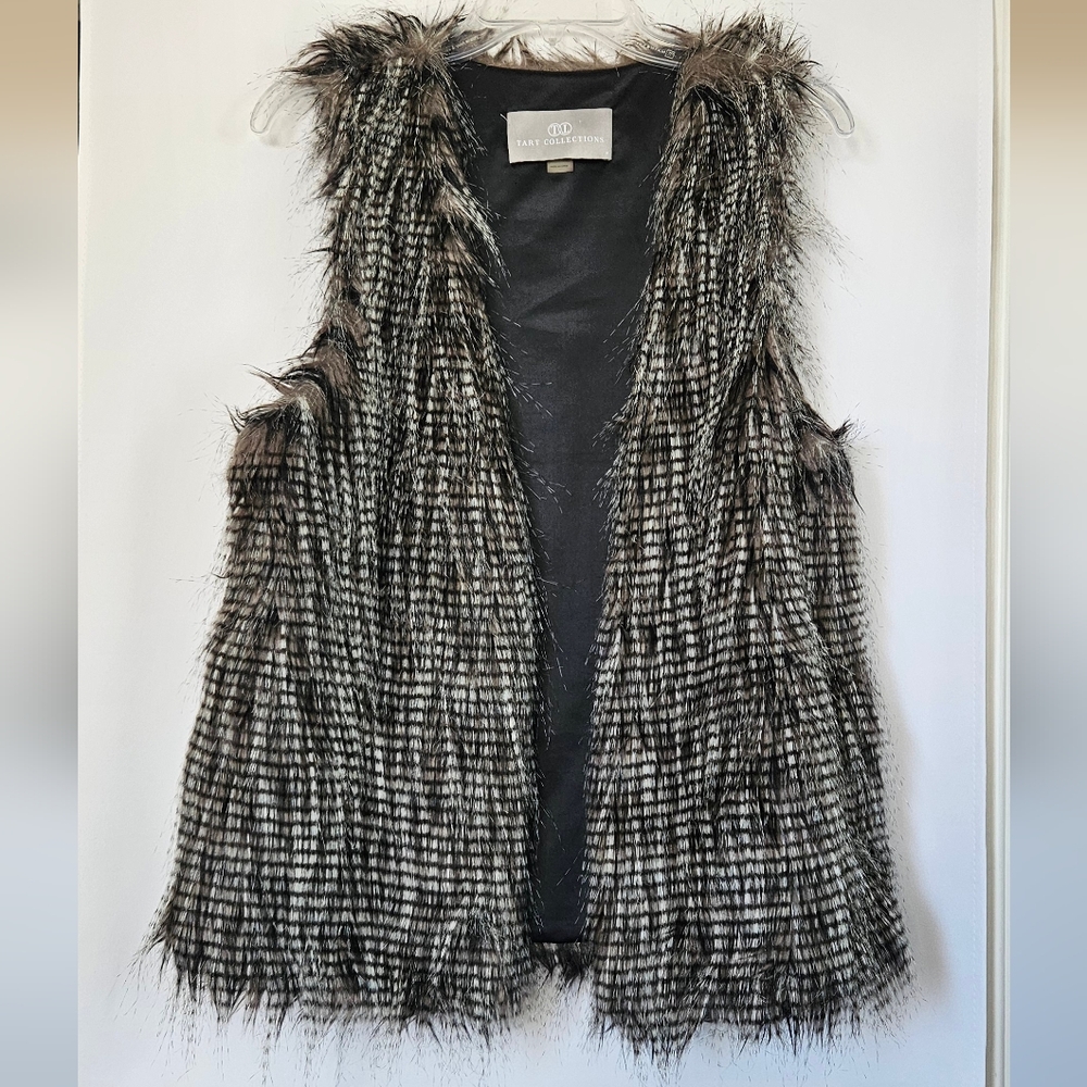 Tarte Collection Faux Feather Vest Size Medium